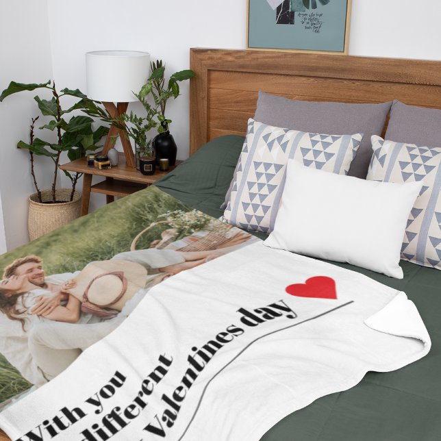  Trendy Romantic Quote | Valentines Best Gift Fleece Blanket (Creator Uploaded)