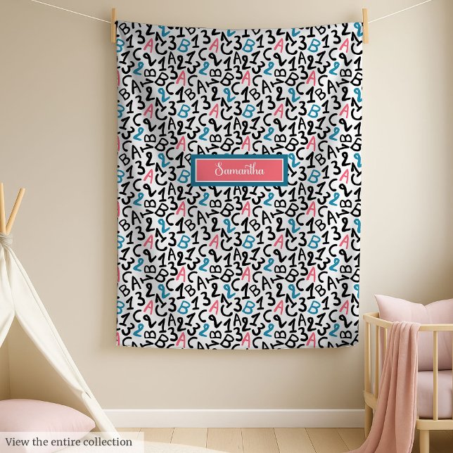 Trendy school fleece with monogram for girls (Trendy school fleece with monogram for girls)