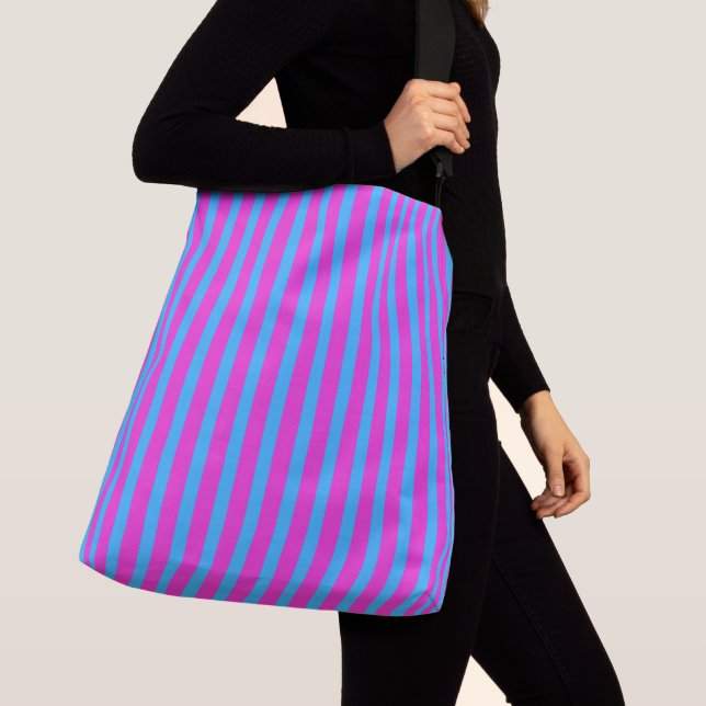 Trendy strip bag in pink and blue (Close Up)