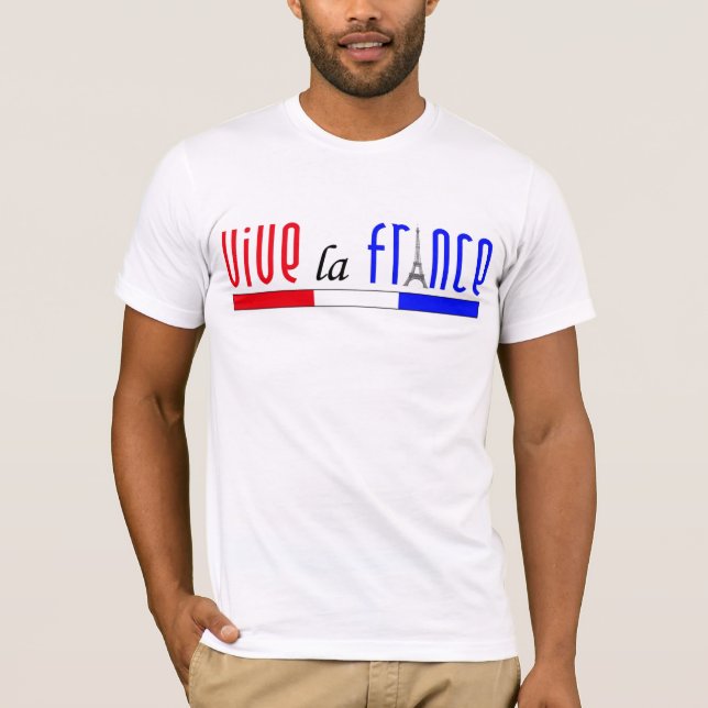 Tres Chic! T-Shirt (Front)