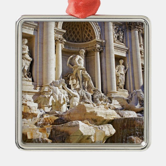 Trevi fountain metal tree decoration (Front)