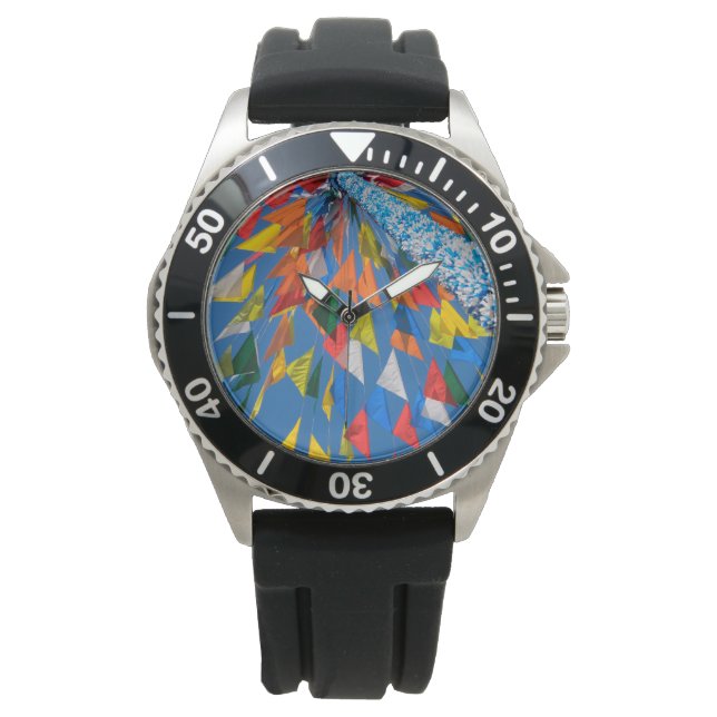 Triangle Flag Decoration Watch (Front)