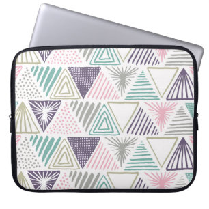 Triangle shapes, hand-drawn vintage style. laptop sleeve