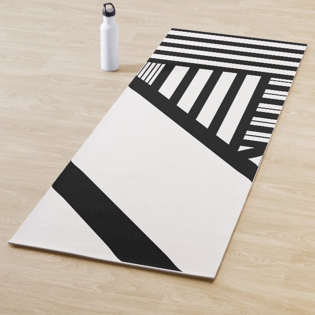 Triangle stripes in Black and White Yoga Mat (In Situ)