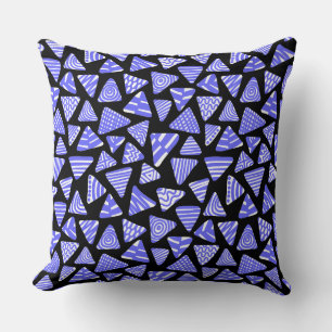 Triangles 240121 -  Electric Blue and White on Blk Cushion