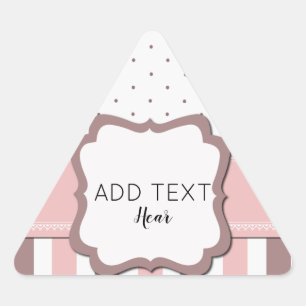 Triangular sticker “packs products” pie