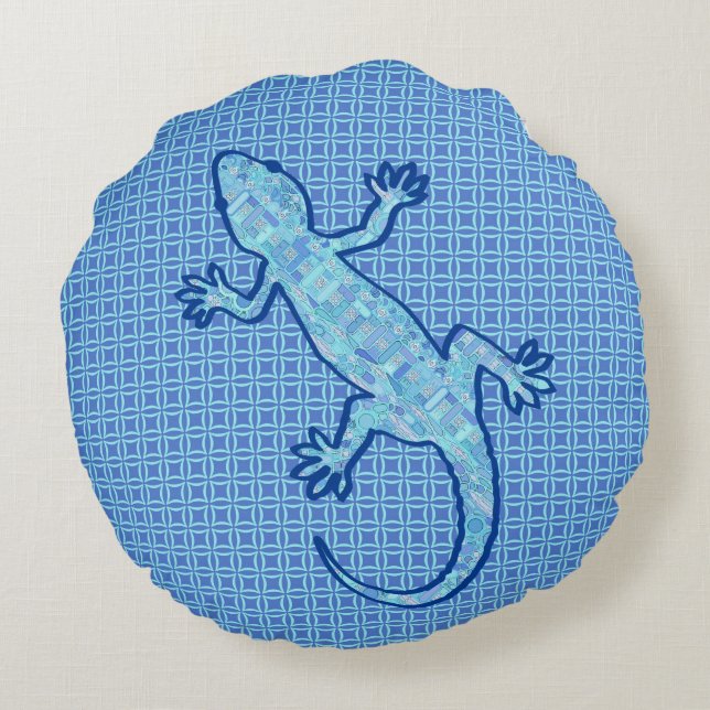 Tribal batik Gecko - soft denim blue Round Cushion (Back)