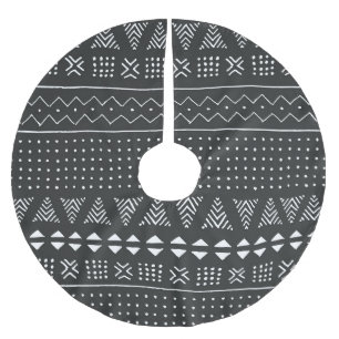 Tribal ethnic: black white pattern. brushed polyester tree skirt