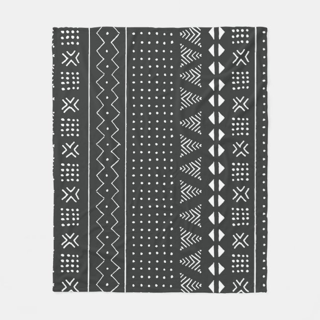 Tribal ethnic: black white pattern. fleece blanket (Front)