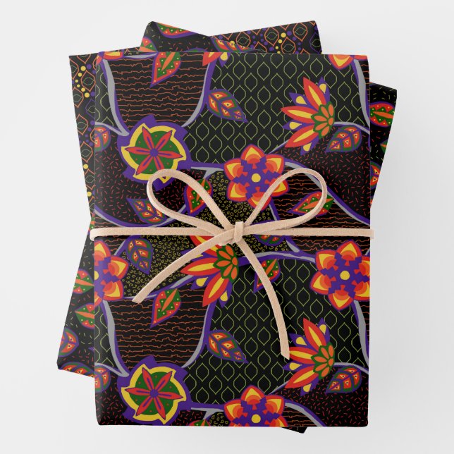 Tribal Floral wrapping paper (In situ)
