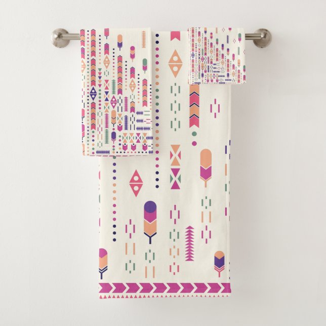 Tribal Folk Art In Structured Pattern Bath Towel Set (Insitu)