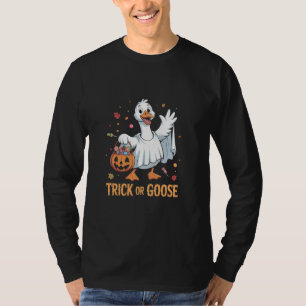 Trick or Goose Spooky Halloween Goose Lovers T-Shirt
