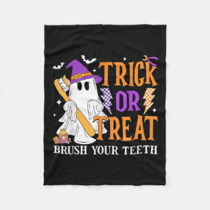 Trick Or Treat Brush Your Teeth Cute Ghost Hallowe Fleece Blanket