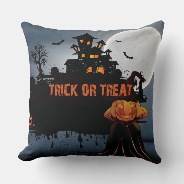 Trick or treat castle   cushion (Front)