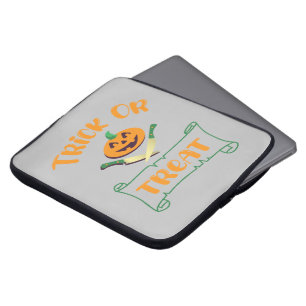 Trick or treat crossbones Halloween pumpkin face Laptop Sleeve