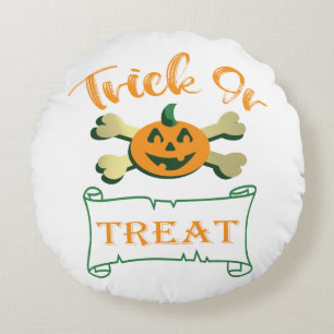 Trick or treat crossbones Halloween pumpkin Round Cushion