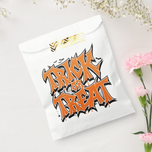 Trick Or Treat Graffiti Favour Bags (Sealed)