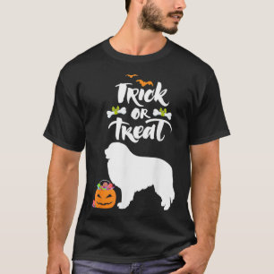 Trick Or Treat Great Pyrenees Dog Halloween Costum T-Shirt