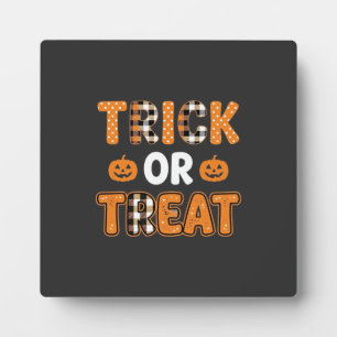 Trick or Treat Halloween Pumpkin Vector Design_1 Plaque