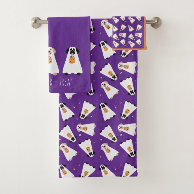 Trick Or Treat Labrador Retriever Ghost Dogs Bath Towel Set (Insitu)