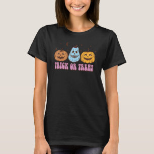 Trick Or Treat Scary Pumpkins Spooky Vibes Hallowe T-Shirt