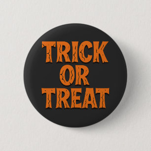 Trick Or Treat Spooky Cracked Font Halloween 6 Cm Round Badge