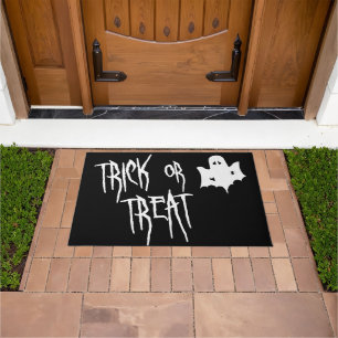 Trick or Treat - Spooky White Ghost Halloween Doormat