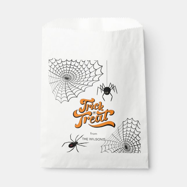 Trick or Treat Typography w/Spiders ID680 Favour Bags (Front)