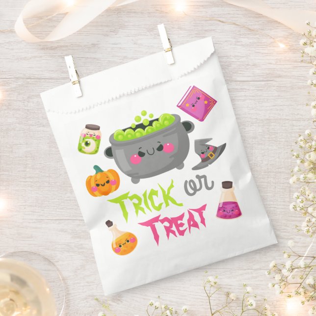 Trick or Treat Witch Cauldron Halloween Favour Bags (Clipped)