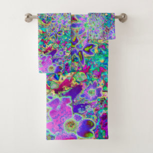 Trippy Abstract Pink and Purple Flowers Bath Towel Set