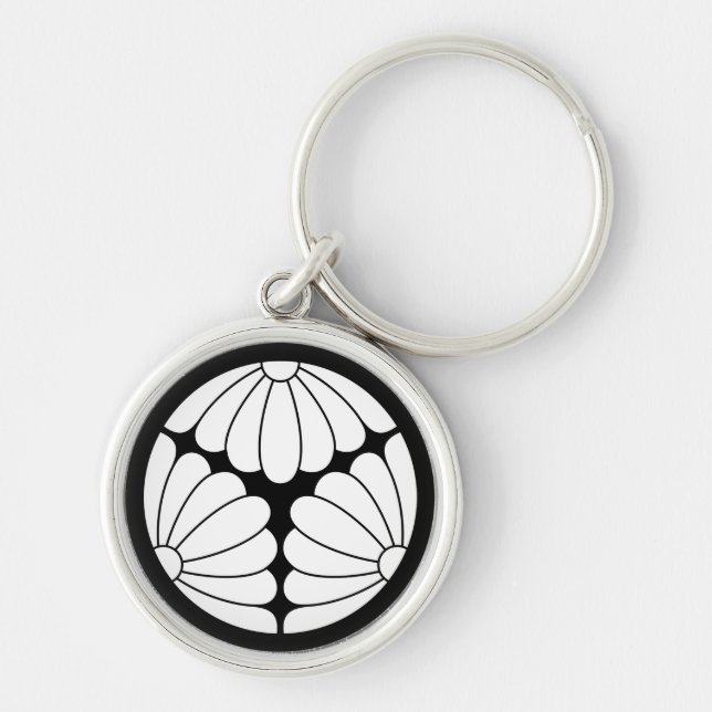 Trisected chrysanthemums key ring (Front)