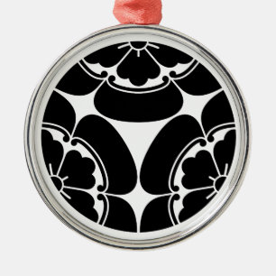 Trisected mokkos metal tree decoration