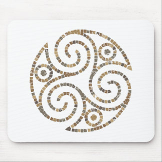 Triskelion Celtic – Triple spiral symbol – Mosaic Mouse Mat