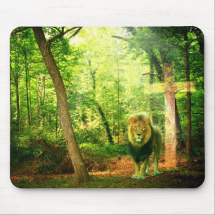 Triumphant King Mouse Mat