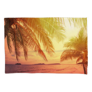 Tropical Beach Paradise: Serene Landscape. Pillowcase