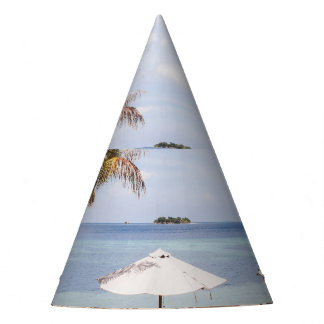 Tropical beach umbrellas: white, palm. party hat