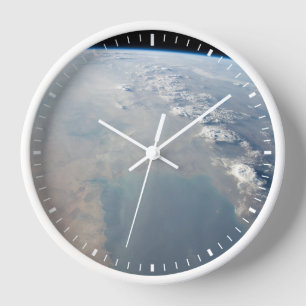 Tropical Blue Waters Of The Persian Gulf. 2 Clock