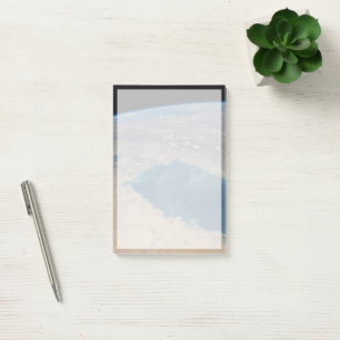 Tropical Blue Waters Of The Persian Gulf. Post-it Notes