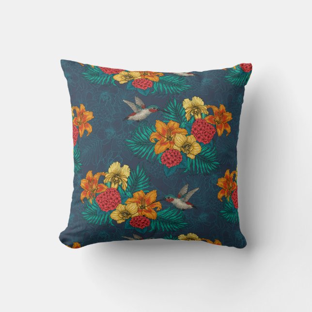 Tropical bouquet and hummingbirds cushion (Front)