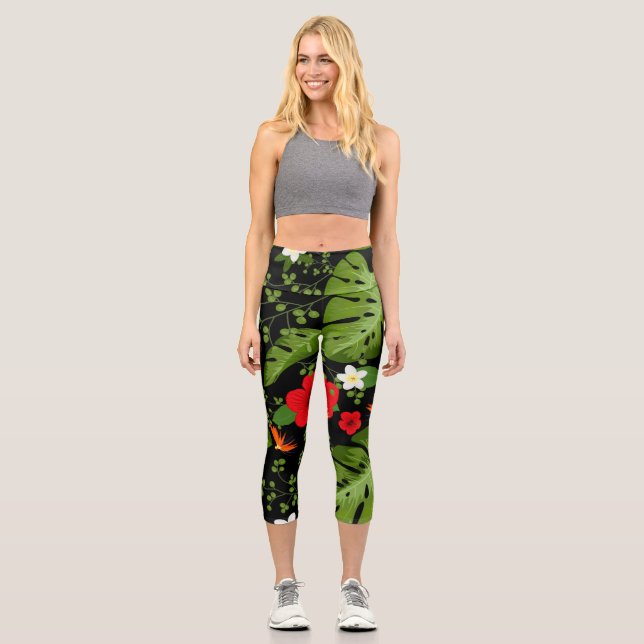 Tropical Flowers Background 4 Capri Leggings (Front)