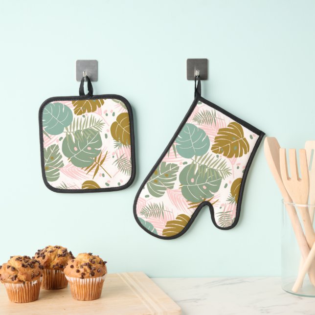Tropical Foliage - Monstera And Palm Leaf Pattern Oven Mitt & Pot Holder Set (Insitu(Hanging))