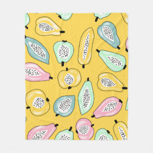 Tropical Fruits: Vibrant Print Pattern Fleece Blanket