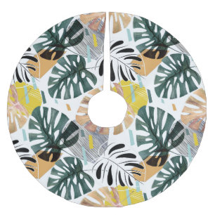 Tropical palm leaves: decorative elements. brushed polyester tree skirt