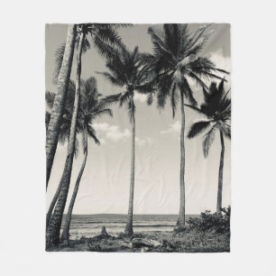 TROPICAL PALM TREE ON THE BEACH FLEECE BLANKET