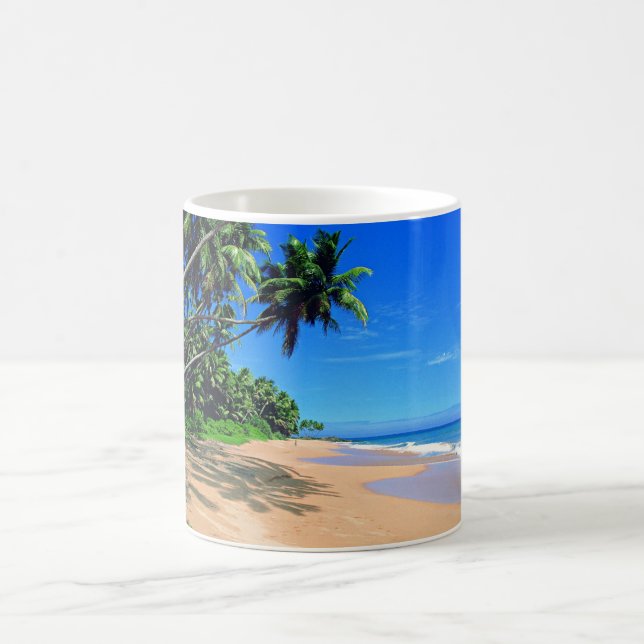 Tropical paradise beach and palmtrees mug (Center)