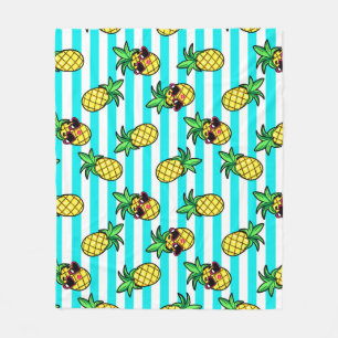 Tropical Pineapples: Retro Sunglasses Pattern. Fleece Blanket