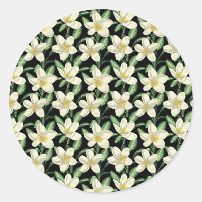 Tropical seamless pattern white flowers green leaf classic round sticker (Front)