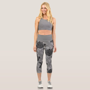True Love Rose Romantic Valentine's Day B&W Capri Leggings