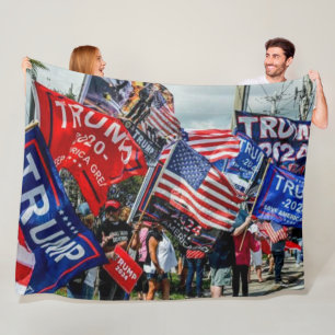 TRUMP 2024 FLEECE BLANKET