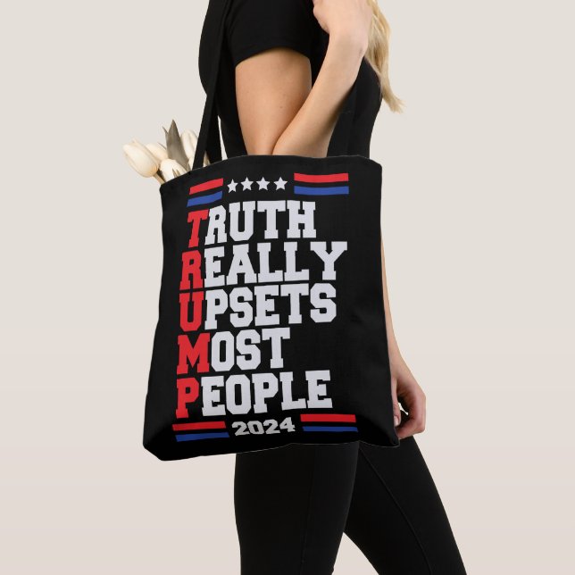 Trump 2024 tote bag (Close Up)